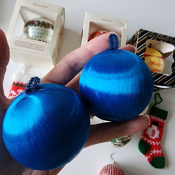 1980s Vintage Christmas Ornaments Lot Mother Daughter Silk Wrapped 1982 1990 80s - Picture 13 of 16